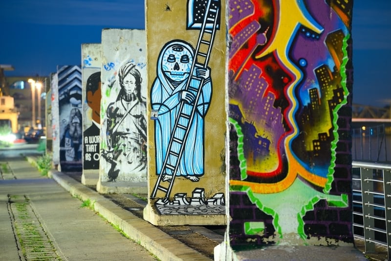 berlin-september-19-pieces-of-the-berlin-wall-s-2026-04-14-00-00-03-utc (1)