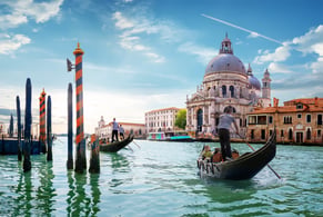 gand-canal-venice-2026-03-19-21-50-13-utc